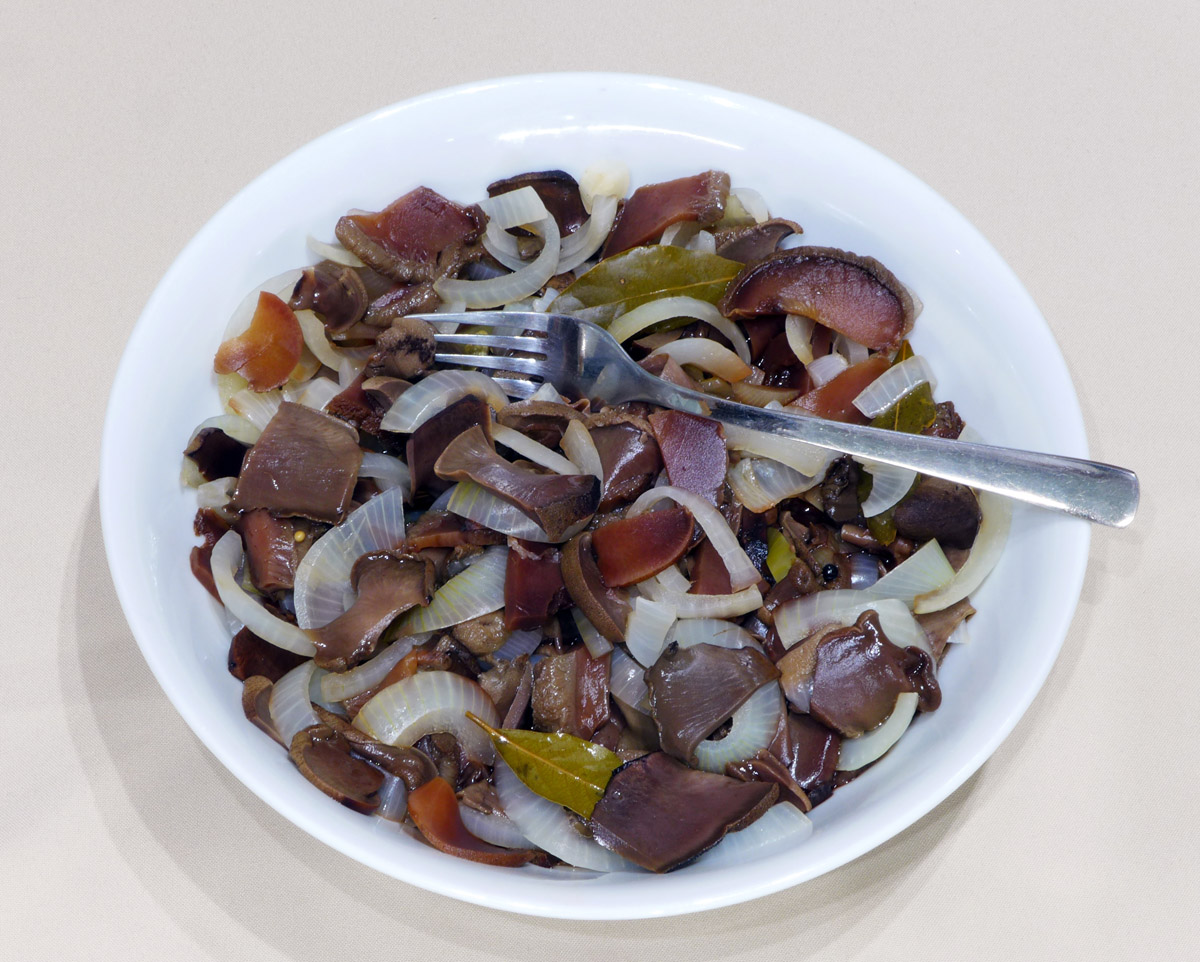 masojed jako sladkokyselý kořeněný salát - foto: Aleš Vít