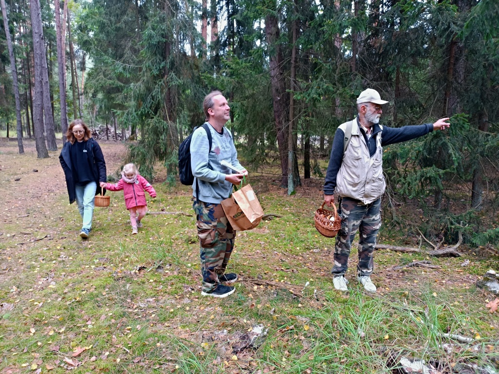 Tudy! - foto: Markéta Vlčková Tudy! - foto: Markéta Vlčková