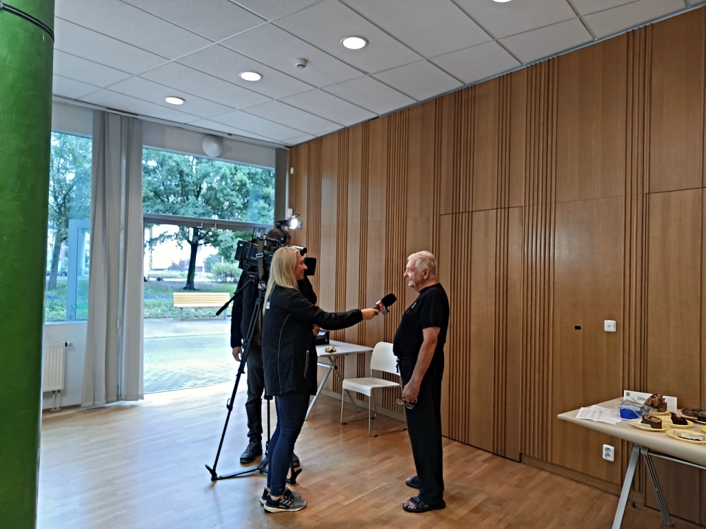 Pavlův vstup pro média - budeme slavní - foto: Markéta Vlčková Pavlův vstup pro média - budeme slavní - foto: Markéta Vlčková