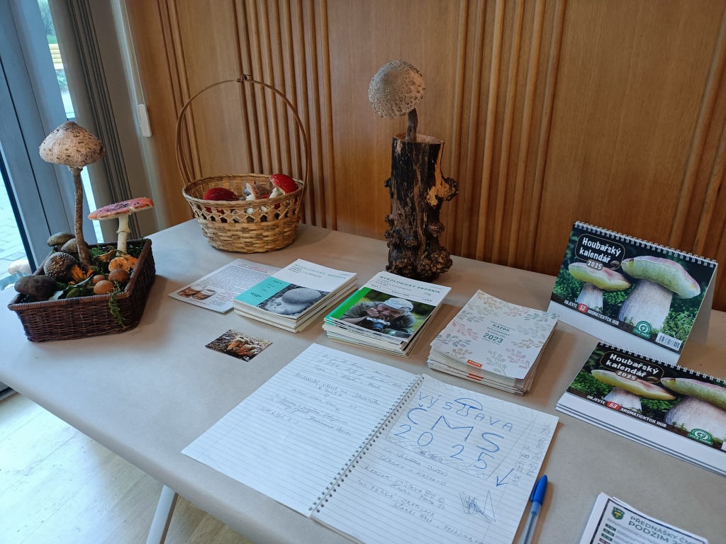 vnadidlo uvnitř - foto: Markéta Vlčková vnadidlo uvnitř - foto: Markéta Vlčková