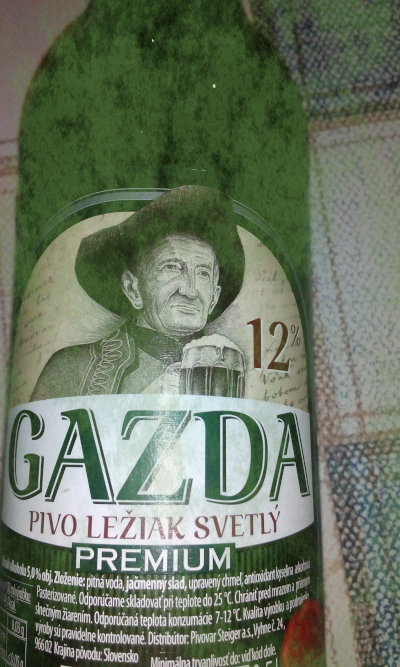 Speciln npoj mstnch horal v oparu z vlastnho odru